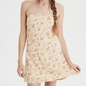 American Eagle Outfitters Yellow Floral Dress